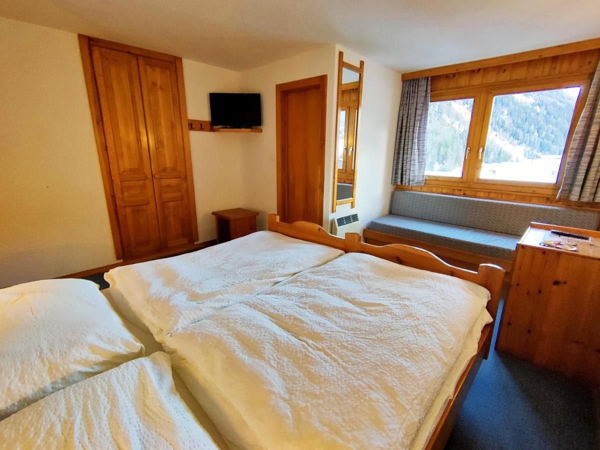 Hotel Garni Les Bouquetins Zinal Exterior foto